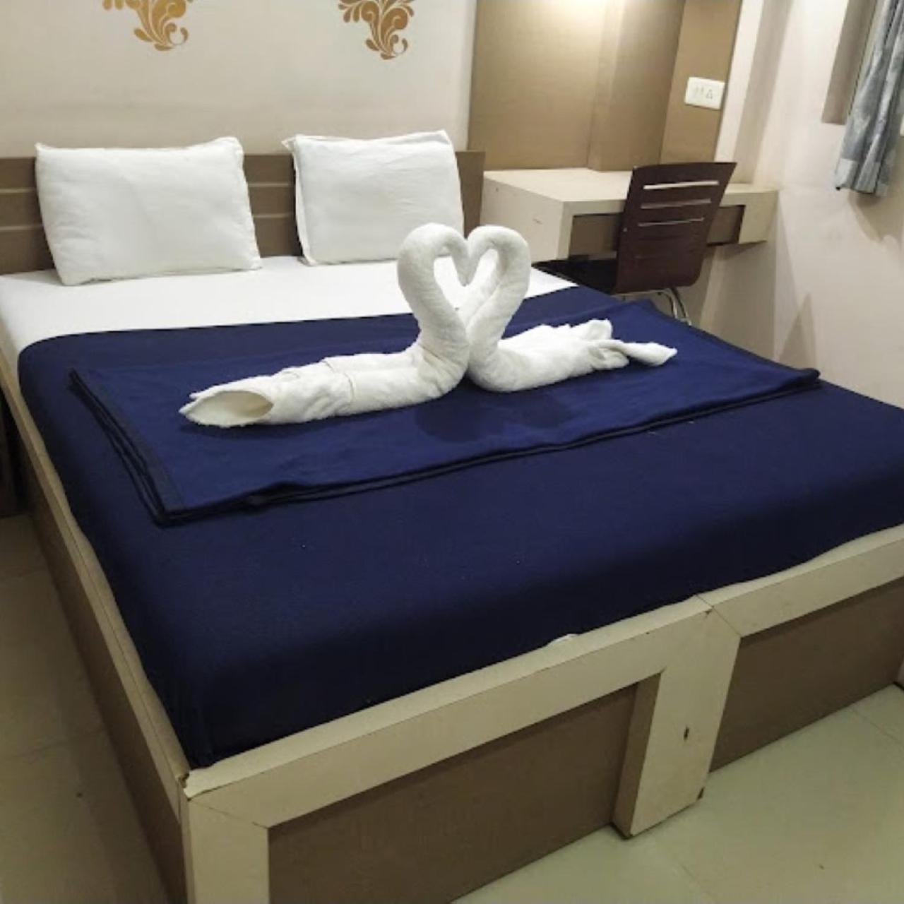 Hotel Divya Jyot Residency Bhuj Exterior foto